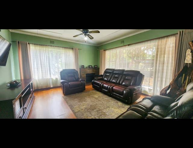 3 BEDROOM HOUSE FOR SALE IN SASOLBURG EXT 23